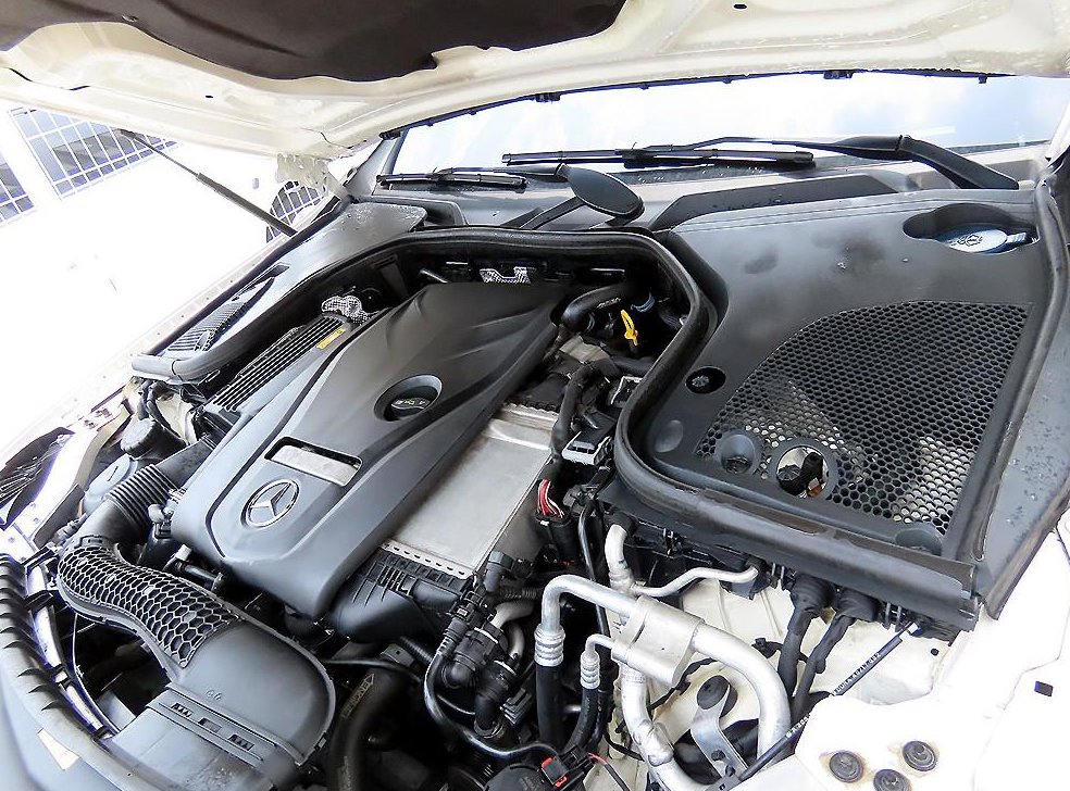 벤츠 E 클래스 E300 4MATIC 익스클루시브 사진 19