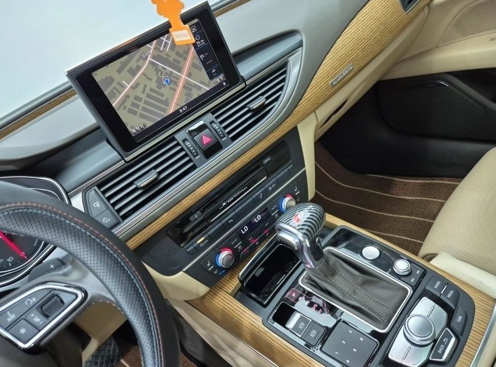 아우디 A7 55 TDI 콰트로 프레스티지 사진 11