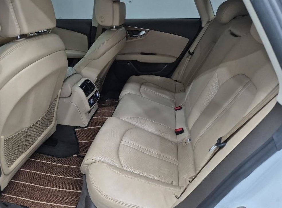 아우디 A7 55 TDI 콰트로 프레스티지 사진 14
