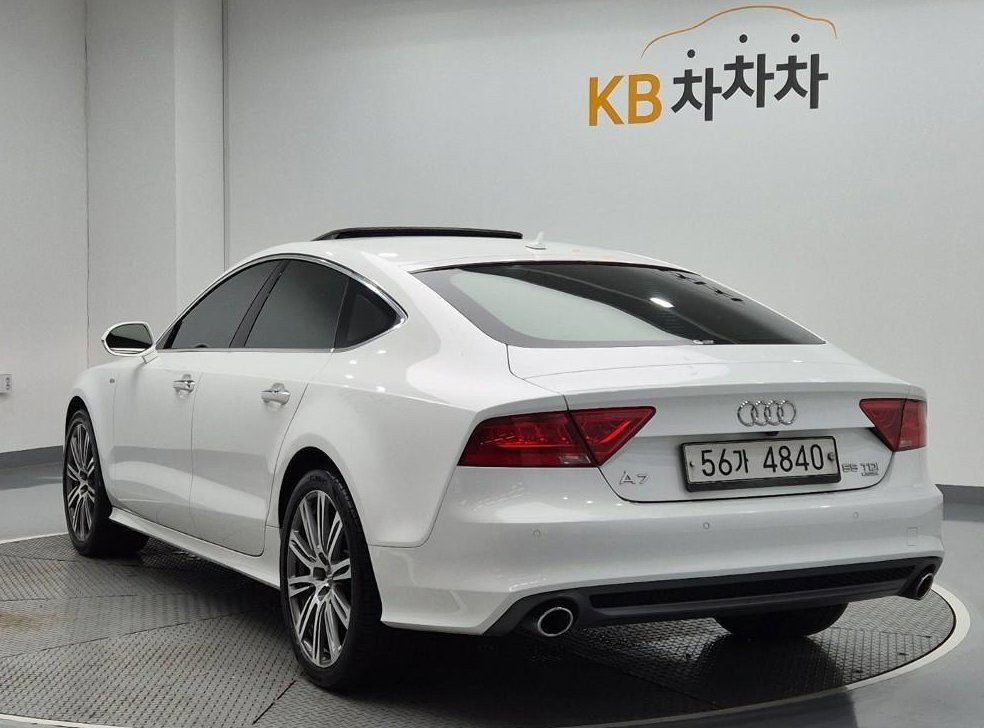 아우디 A7 55 TDI 콰트로 프레스티지 사진 2