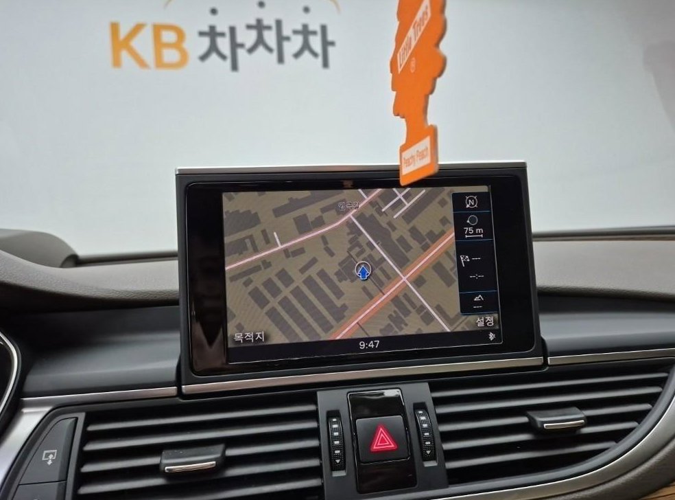 아우디 A7 55 TDI 콰트로 프레스티지 사진 8