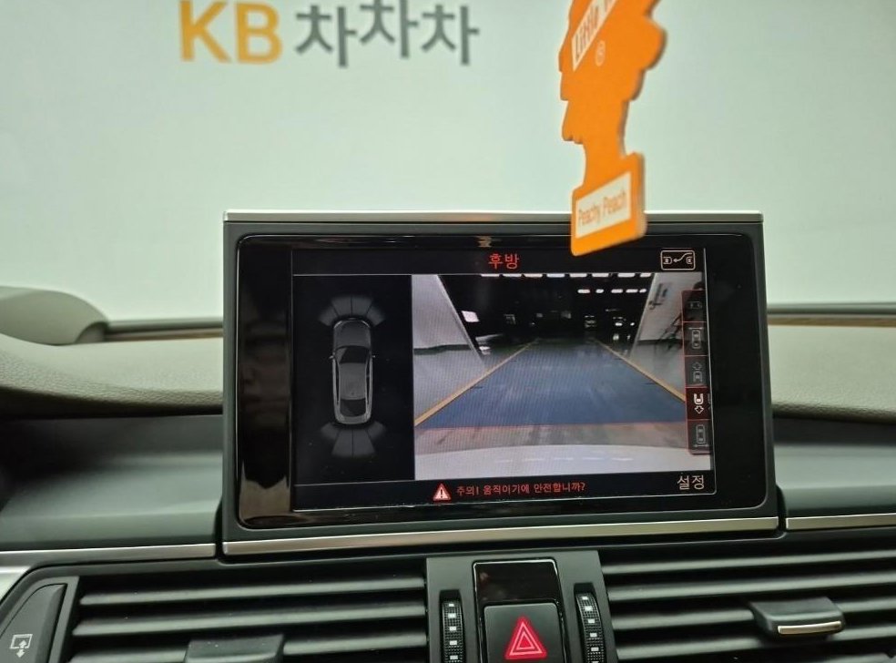 아우디 A7 55 TDI 콰트로 프레스티지 사진 9