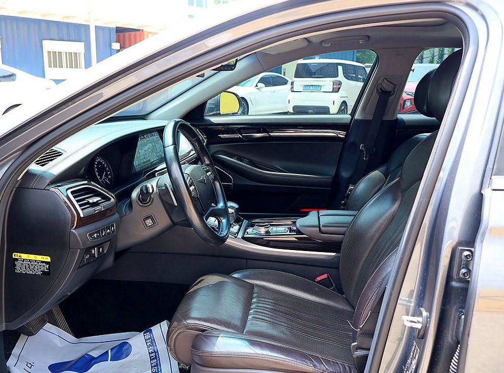 제네시스 EQ900 3.3 T-GDI AWD 사진 12