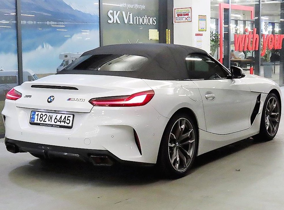 BMW Z4 M40i 사진 4