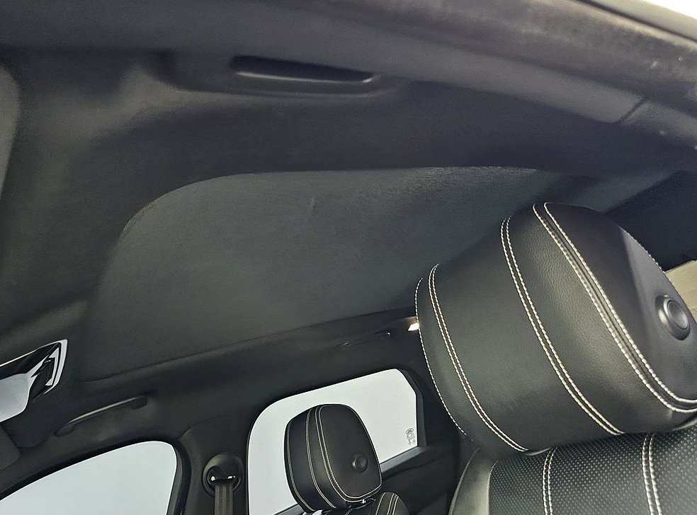 랜드로버 레인지로버 벨라 2.0 D240 R-다이나믹 SE 사진 12