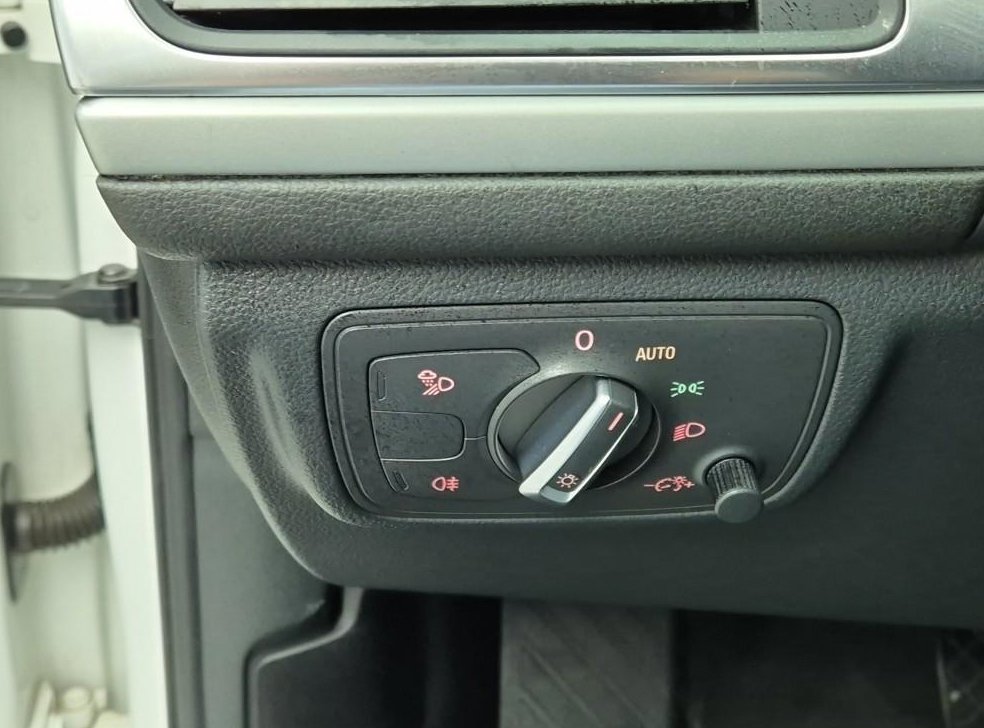 아우디 A6 2.0 TDI 사진 9