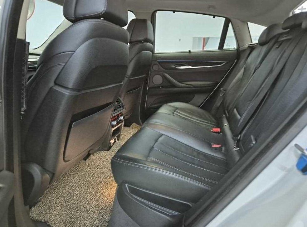 BMW X6 xDrive 30d 사진 12