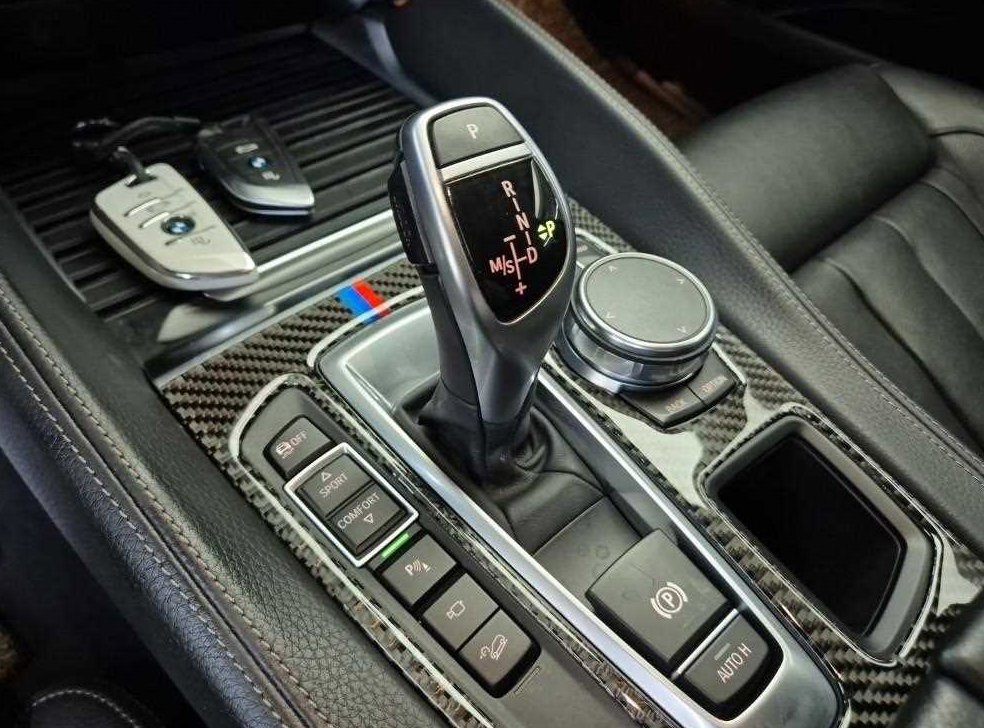 BMW X6 xDrive 30d 사진 8
