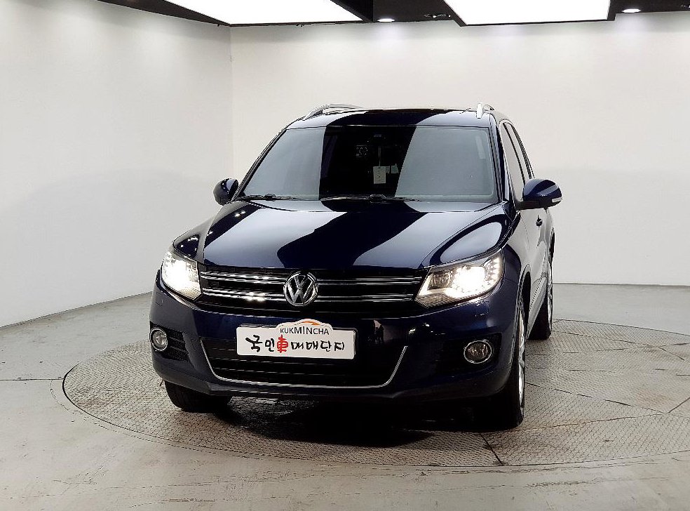폭스바겐 티구안 2.0 TDI 프리미엄 사진 2