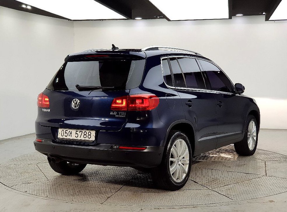 폭스바겐 티구안 2.0 TDI 프리미엄 사진 4