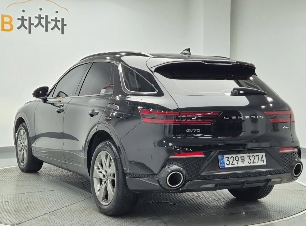 제네시스 GV70 2.5T 가솔린 AWD 사진 2
