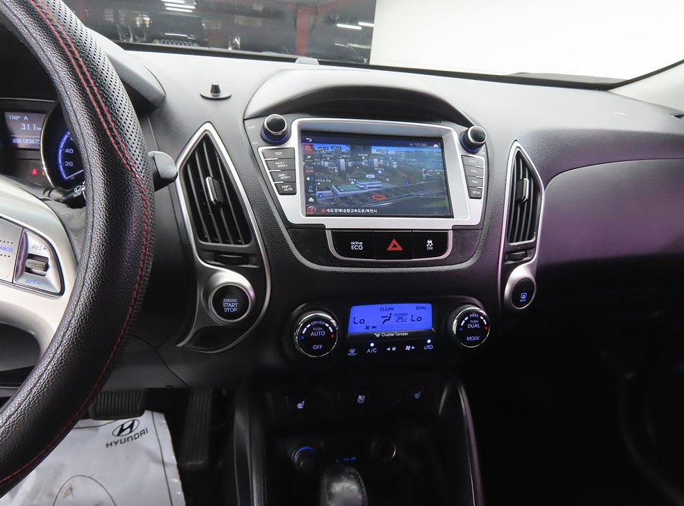 현대 투싼 2WD VGT LX20 사진 10