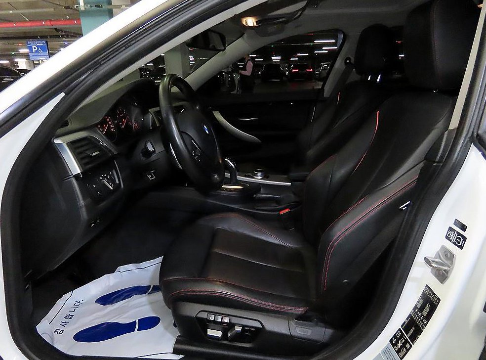 BMW 4시리즈 420d xDRIVE 그란쿠페 스포츠 사진 6