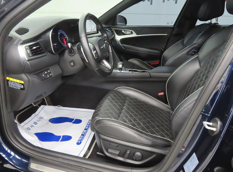 제네시스 G70 2.0T AWD 사진 5
