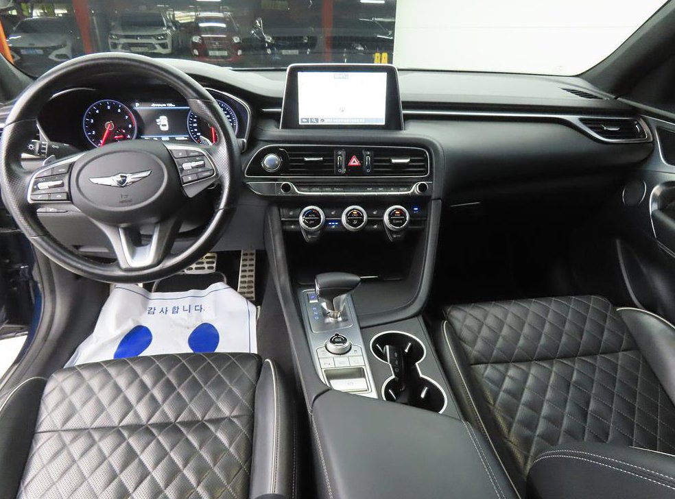 제네시스 G70 2.0T AWD 사진 7
