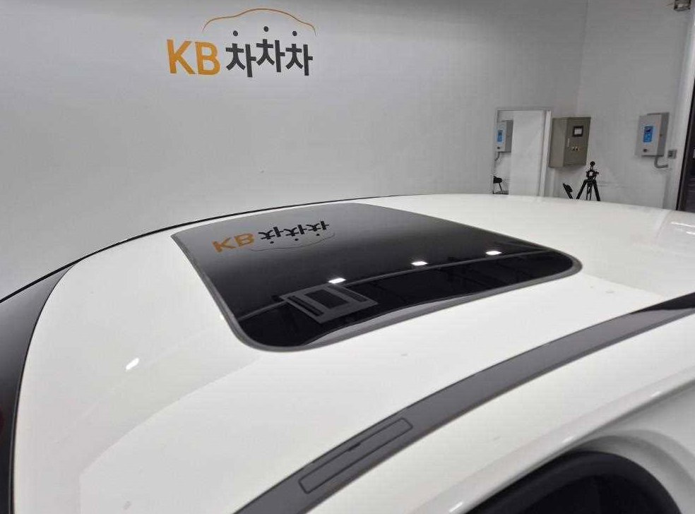 벤츠 E 클래스 E300 4MATIC 아방가르드 사진 13