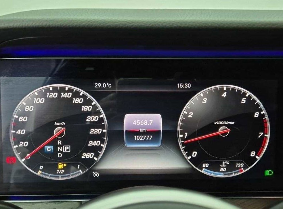 벤츠 E 클래스 E300 4MATIC 아방가르드 사진 6