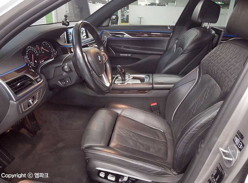 BMW 7시리즈 730Ld xDrive 사진 10