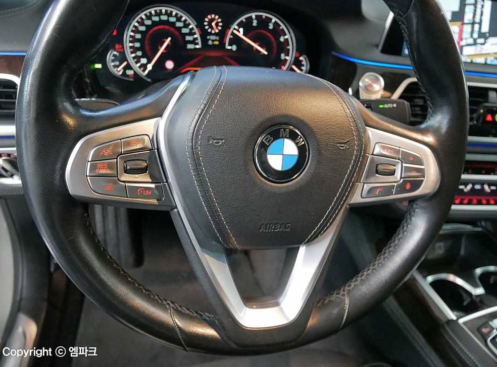 BMW 7시리즈 730Ld xDrive 사진 8