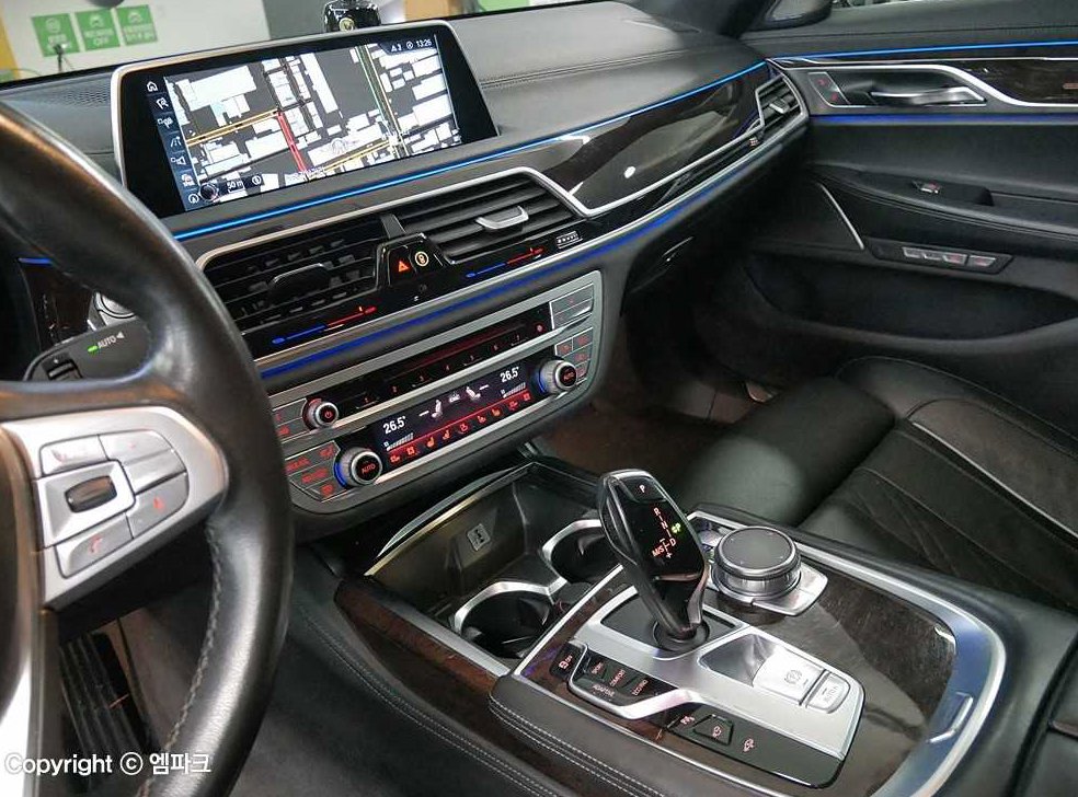 BMW 7시리즈 730Ld xDrive 사진 9