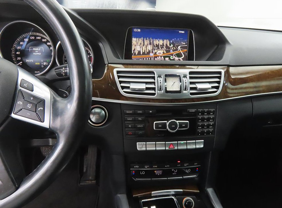 벤츠 E 클래스 E300 엘레강스 사진 10