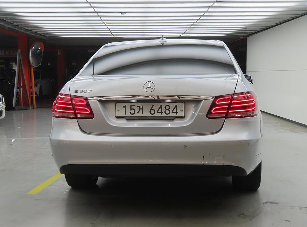 벤츠 E 클래스 E300 엘레강스 사진 3