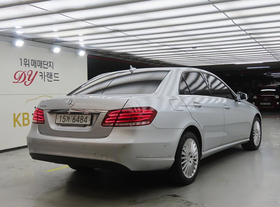 벤츠 E 클래스 E300 엘레강스 사진 4