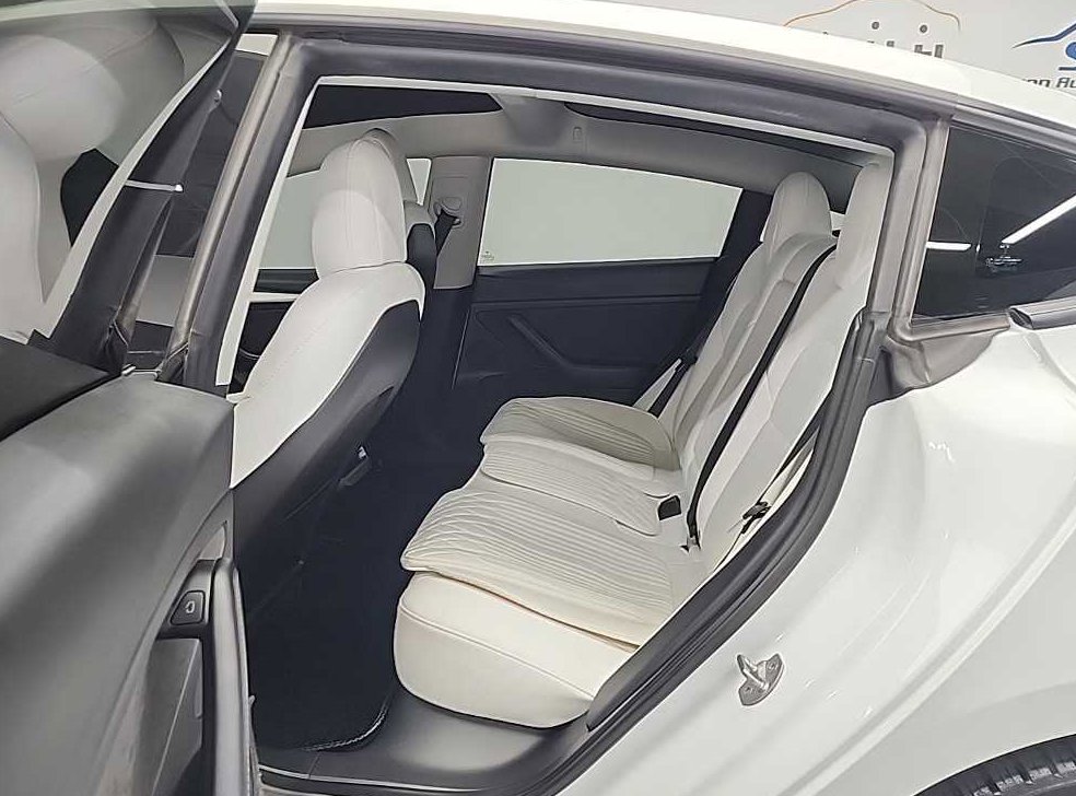 테슬라 모델 3 롱 레인지 사진 12