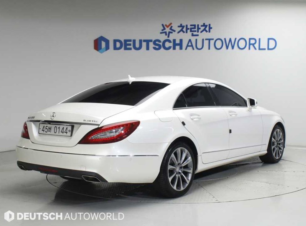 벤츠 CLS 클래스 CLS 250 블루텍 4MATIC 사진 2