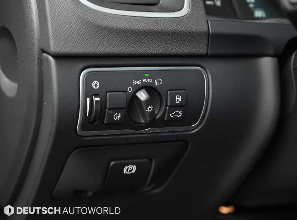 볼보 V60 2.0 D4 R-디자인 사진 16