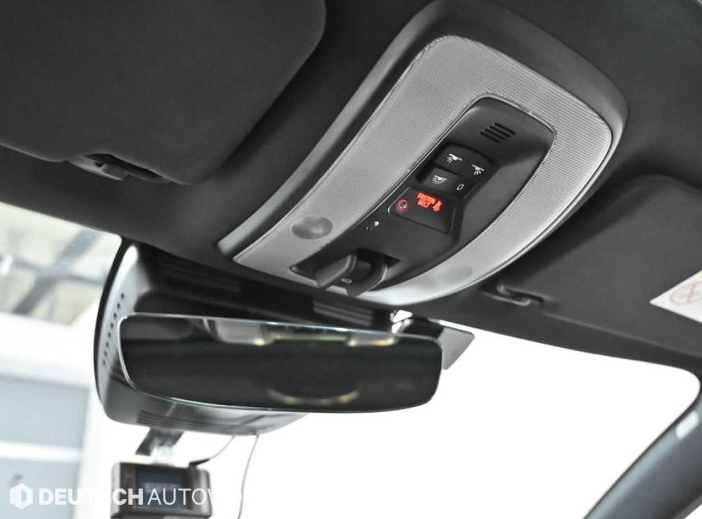 볼보 V60 2.0 D4 R-디자인 사진 18