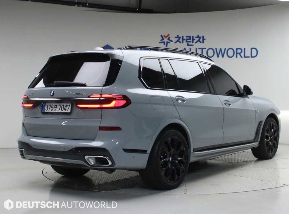 BMW X7 xDrive 40i M 스포츠 사진 2