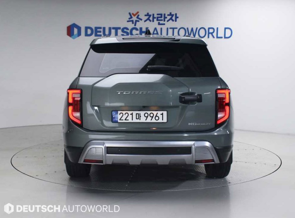 KG모빌리티(쌍용)  토레스 1.5 바이퓨얼 2WD 사진 4