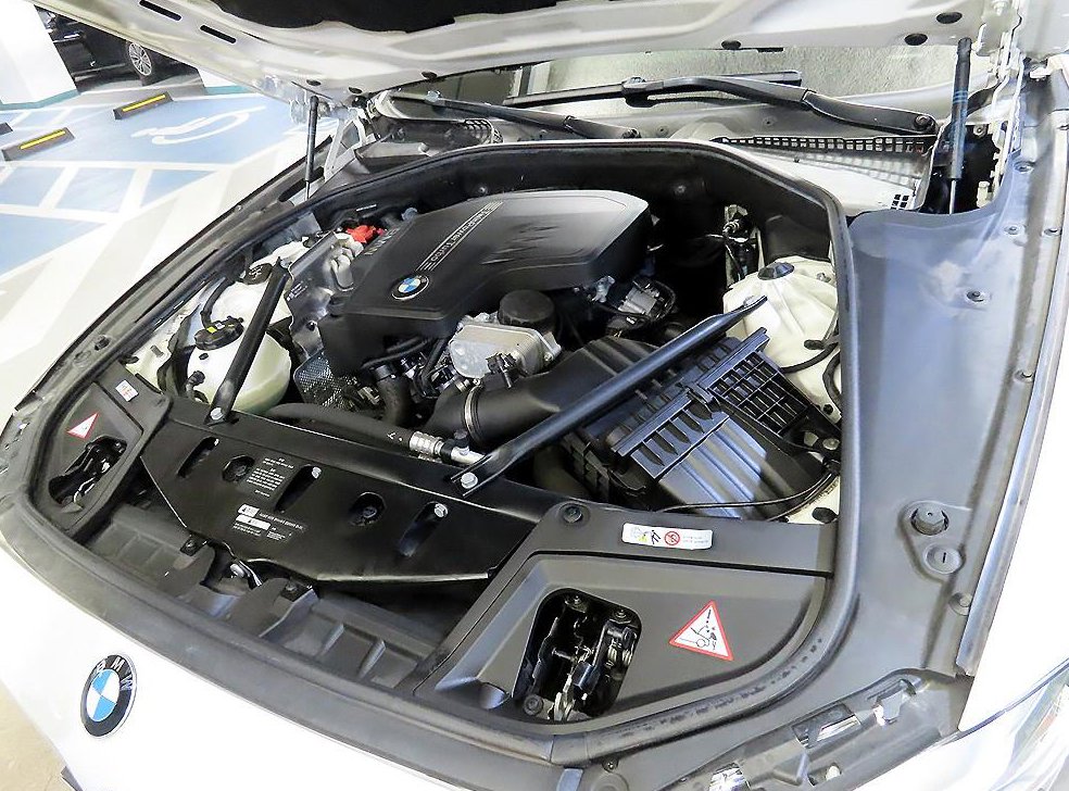 BMW 5시리즈 528i xDrive 사진 19