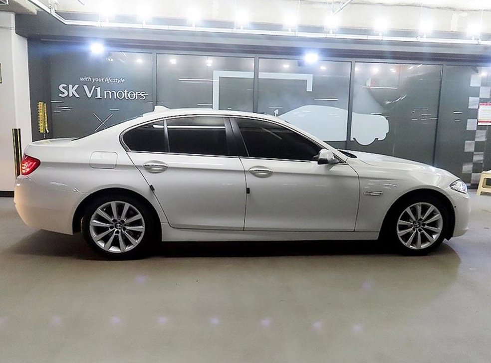 BMW 5시리즈 528i xDrive 사진 3