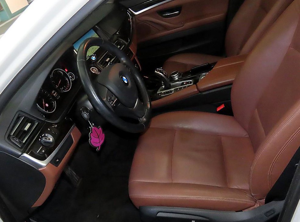 BMW 5시리즈 528i xDrive 사진 6