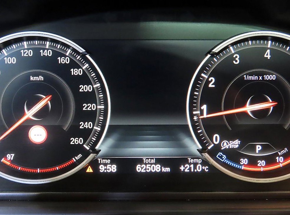BMW 5시리즈 528i xDrive 사진 8