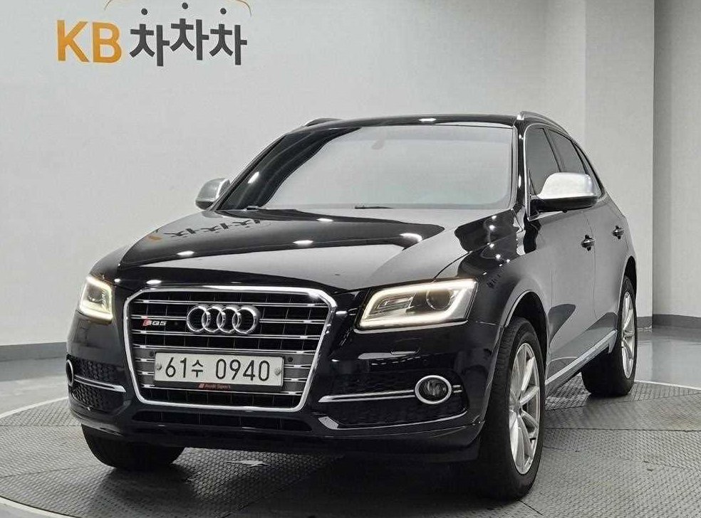 아우디 Q5 35 TDI 콰트로 다이나믹