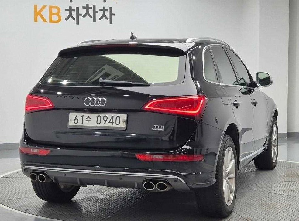 아우디 Q5 35 TDI 콰트로 다이나믹 사진 3