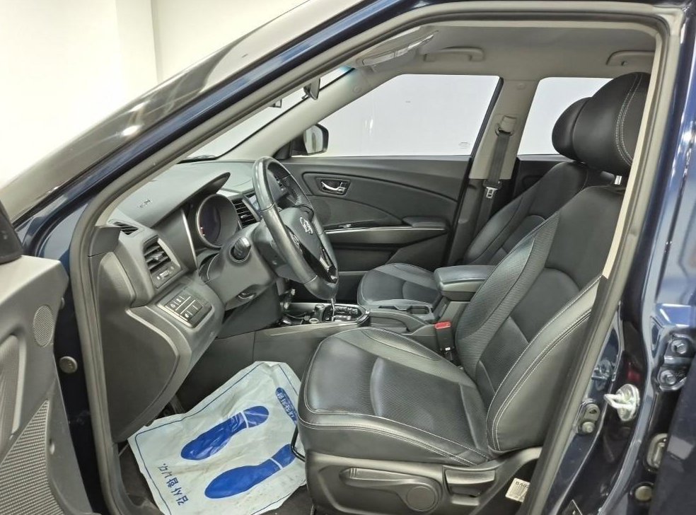 KG모빌리티(쌍용)  티볼리 가솔린 2WD 1.6 VX 사진 6