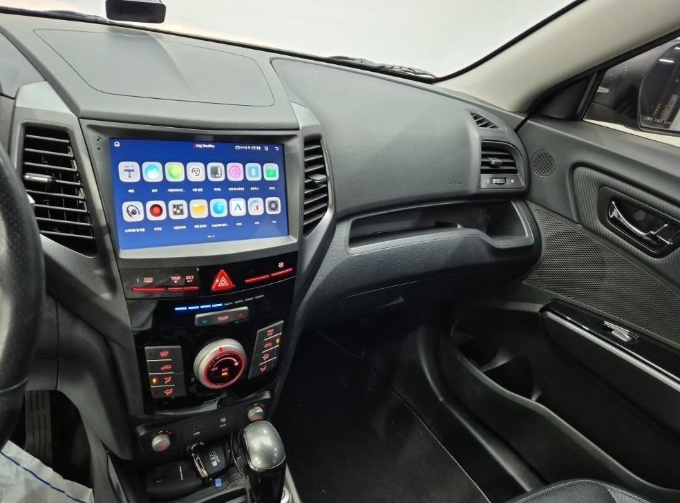 KG모빌리티(쌍용)  티볼리 가솔린 2WD 1.6 VX 사진 8