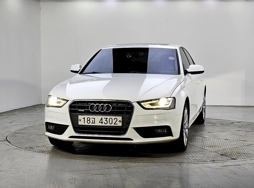 아우디 A4 2.0 TDI 콰트로 사진 2