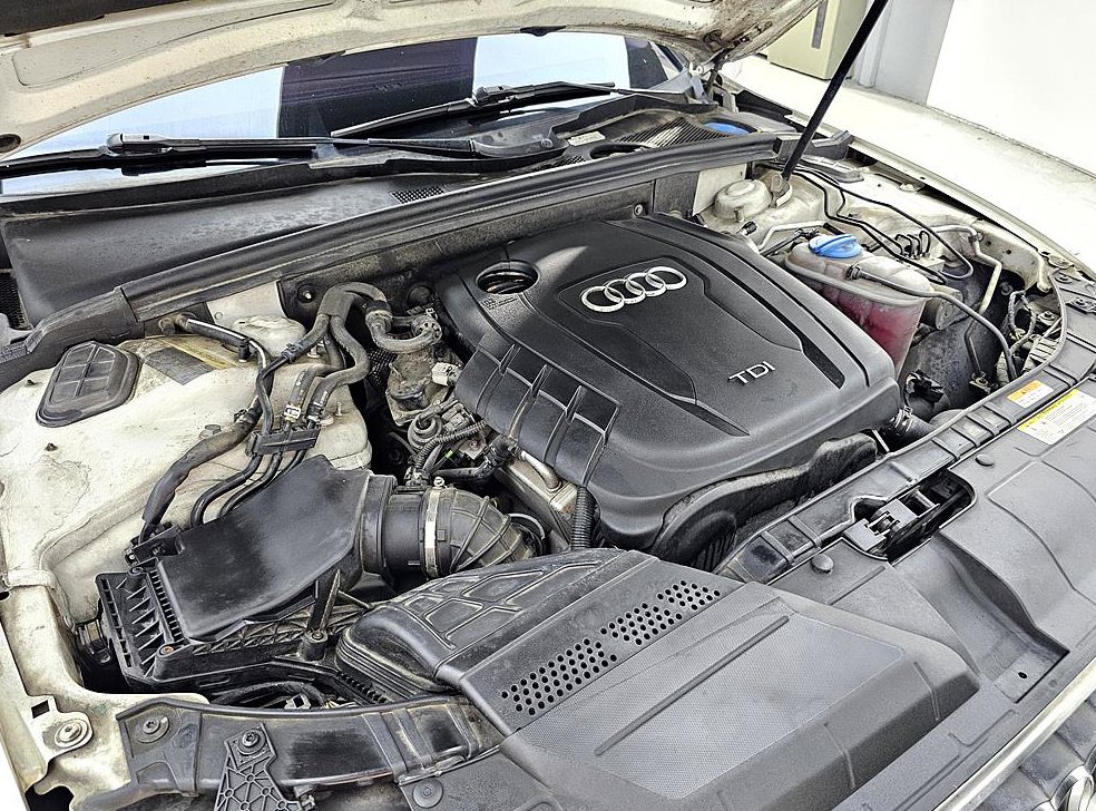 아우디 A4 2.0 TDI 콰트로 사진 6