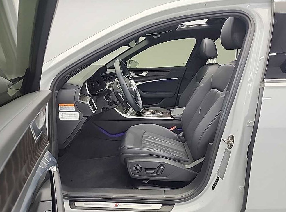 아우디 A6 45 TFSI 콰트로 프리미엄 사진 11