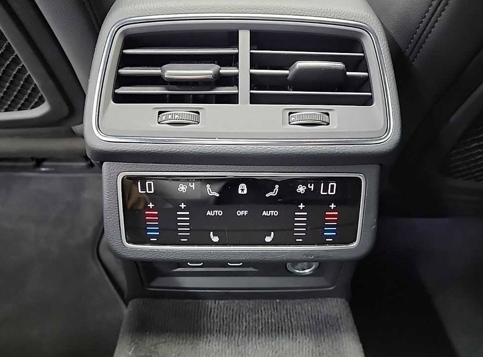 아우디 A6 45 TFSI 콰트로 프리미엄 사진 13