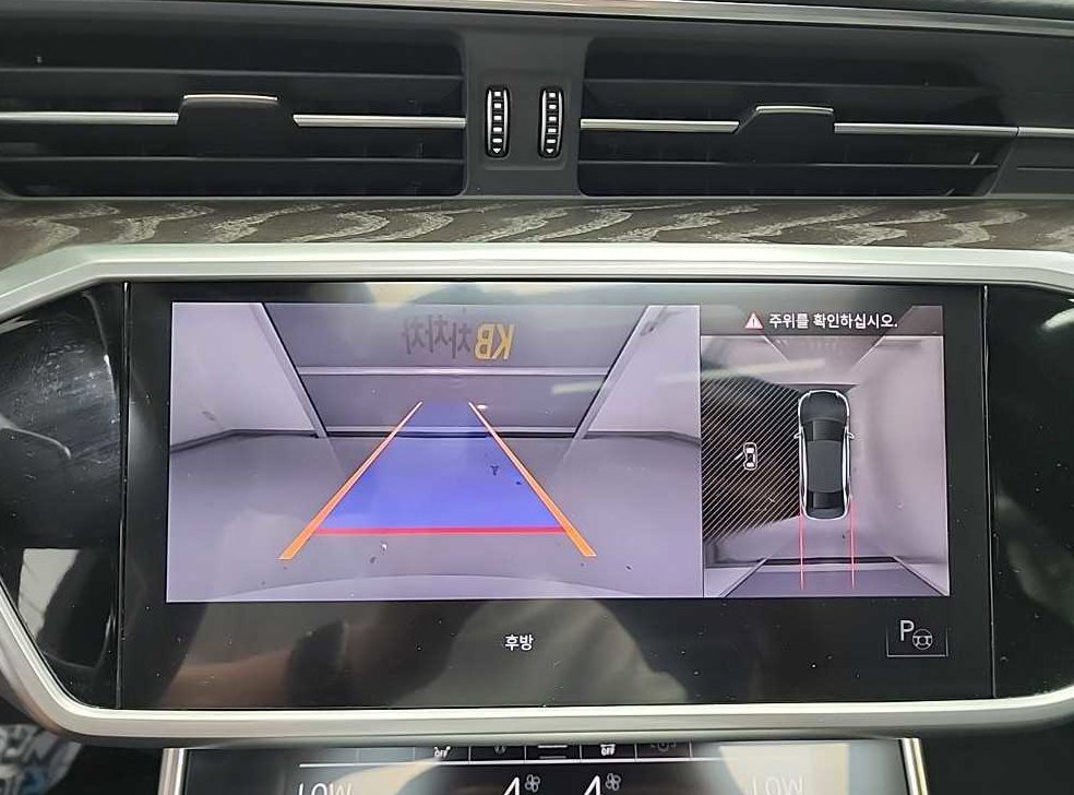 아우디 A6 45 TFSI 콰트로 프리미엄 사진 15