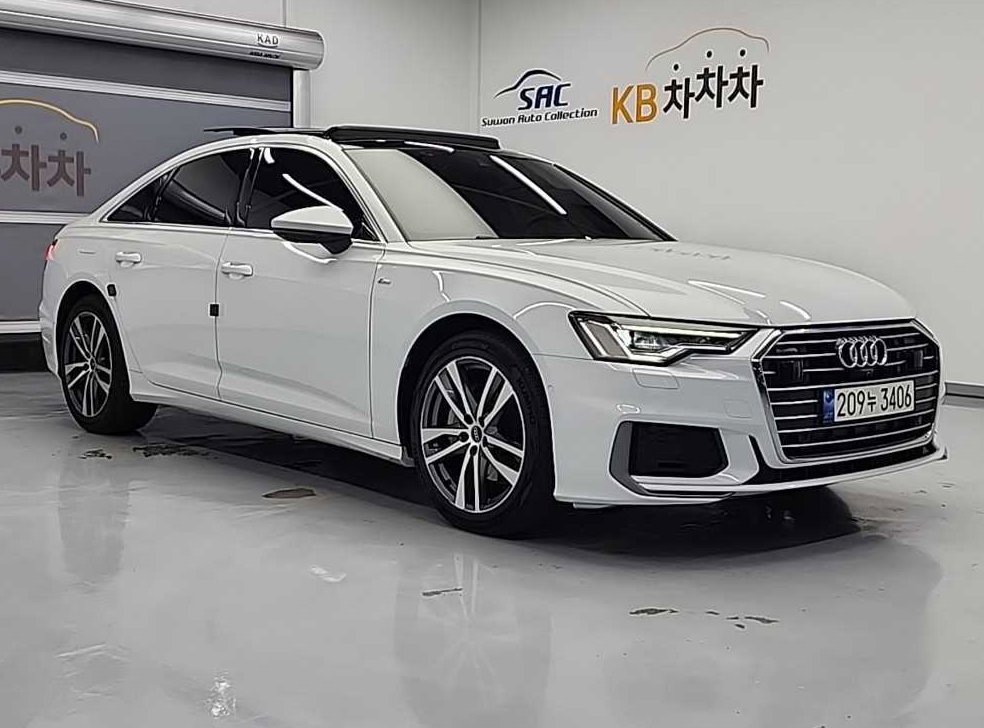 아우디 A6 45 TFSI 콰트로 프리미엄 사진 4