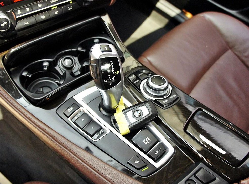 BMW 5시리즈 520d 사진 11