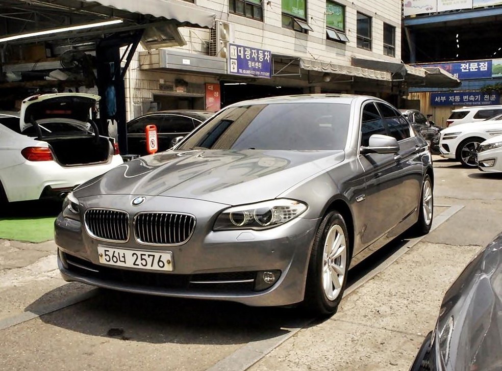 BMW 5시리즈 520d 사진 2
