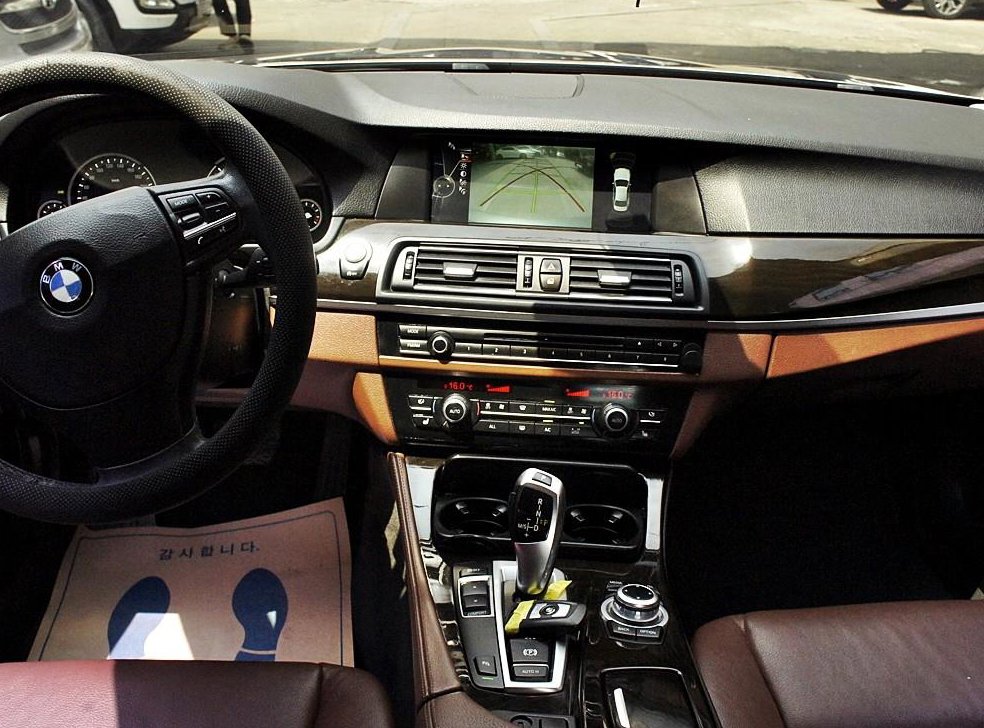 BMW 5시리즈 520d 사진 7